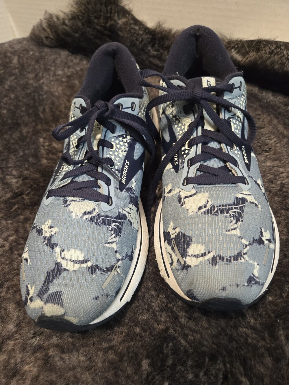 Brooks Women’s Blue Patterned Running Shoes - Ghost